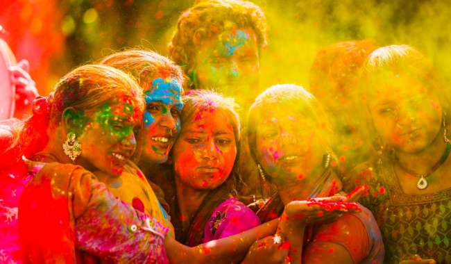 Gran Holi India y Dubai en salida grupal acompa�ada