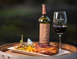 Visita y cena en Bodega BordeRo